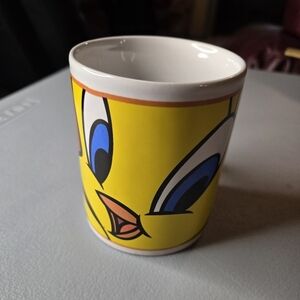 Tweety Bird 2000 Gibson Ceramic Mug Warner Brothers Looney Tunes Cup